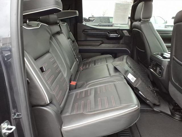 Used 2024 GMC Sierra 1500 AT4X image 23