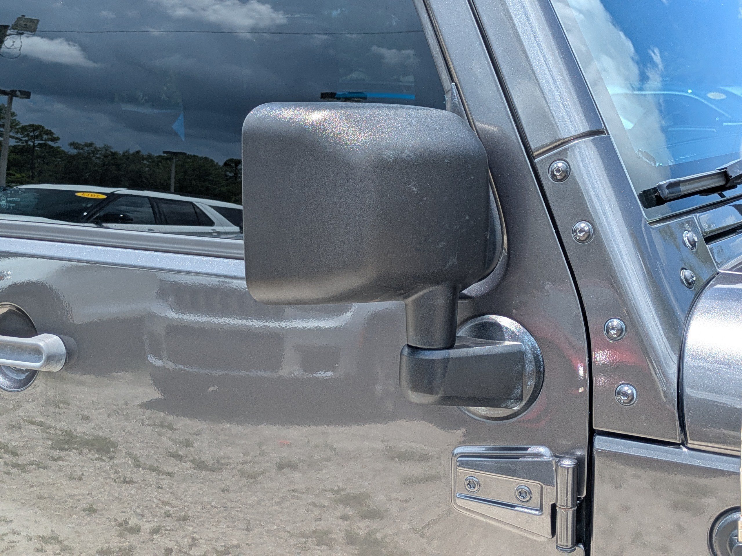 Used 2018 Jeep Wrangler Unlimited Sahara AWD/4WD image 10