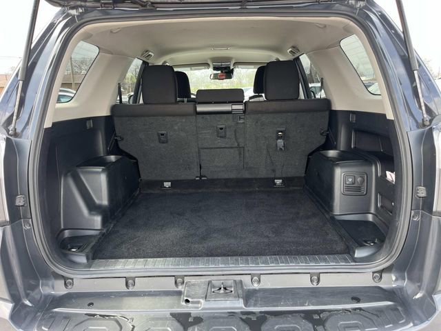 Used 2024 Toyota 4Runner TRD Off-Road image 11