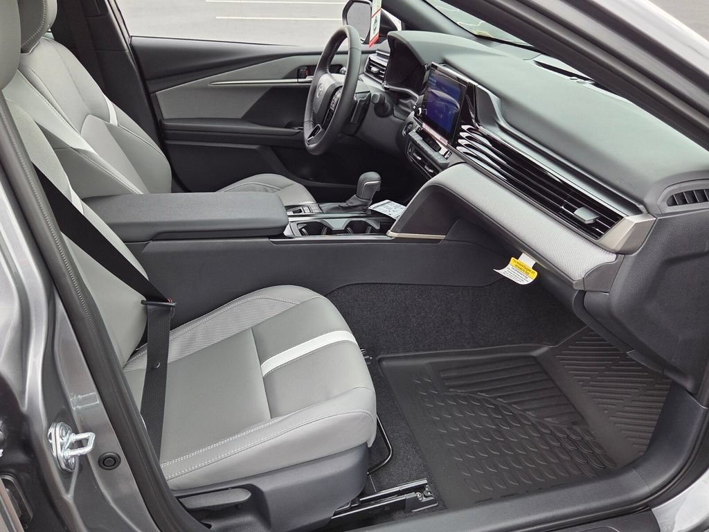 New 2026 Toyota Camry SE FWD image 16