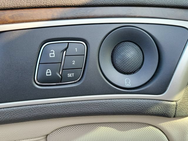 Used 2019 Lincoln MKZ Reserve AWD/4WD image 10