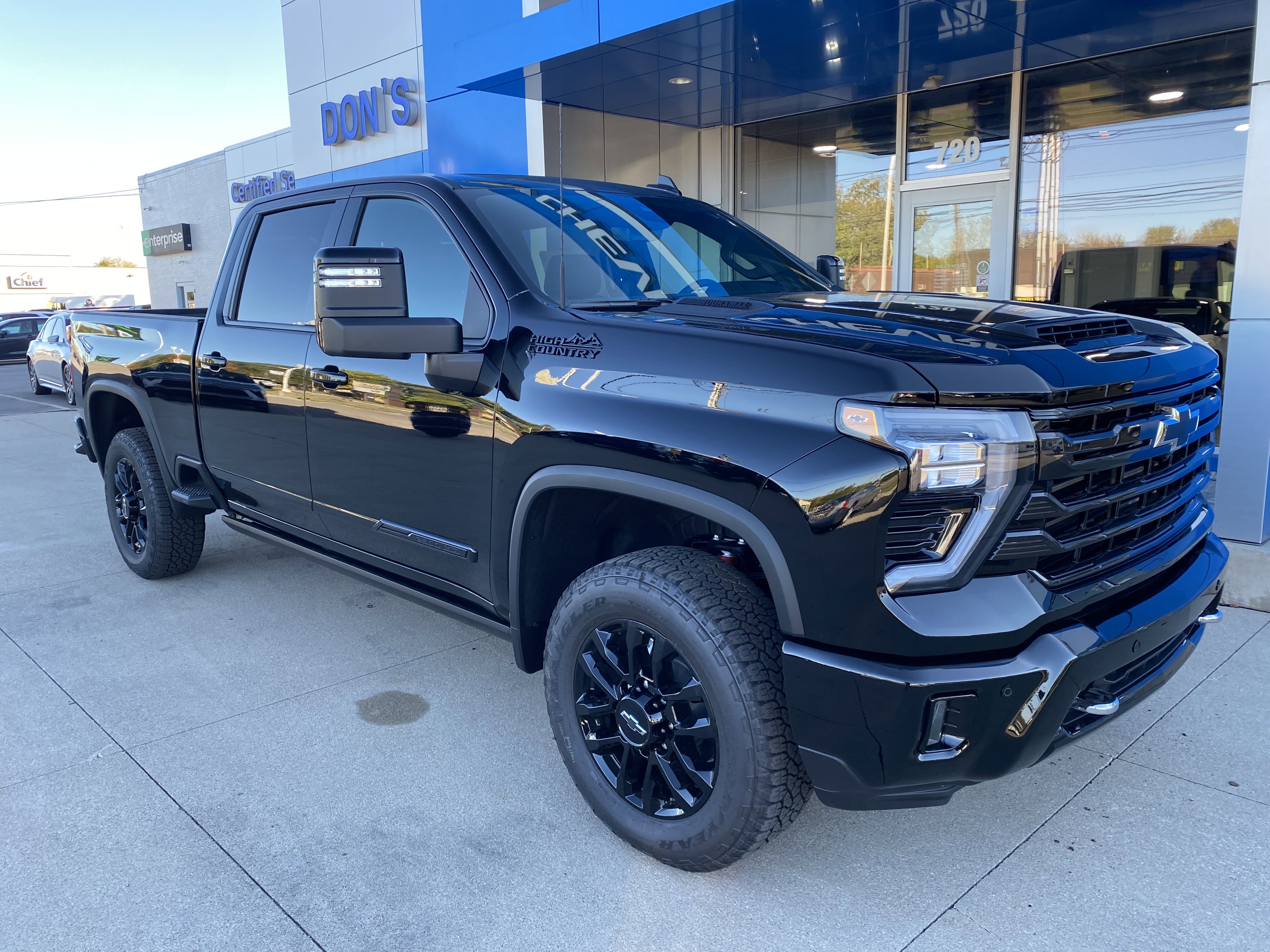 New 2026 Chevrolet Silverado 2500 High Country w/ Midnight Edition image 3