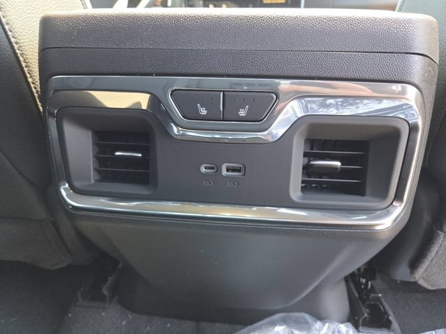 New 2026 GMC Sierra 2500 Denali w/ Technology Package AWD/4WD image 19