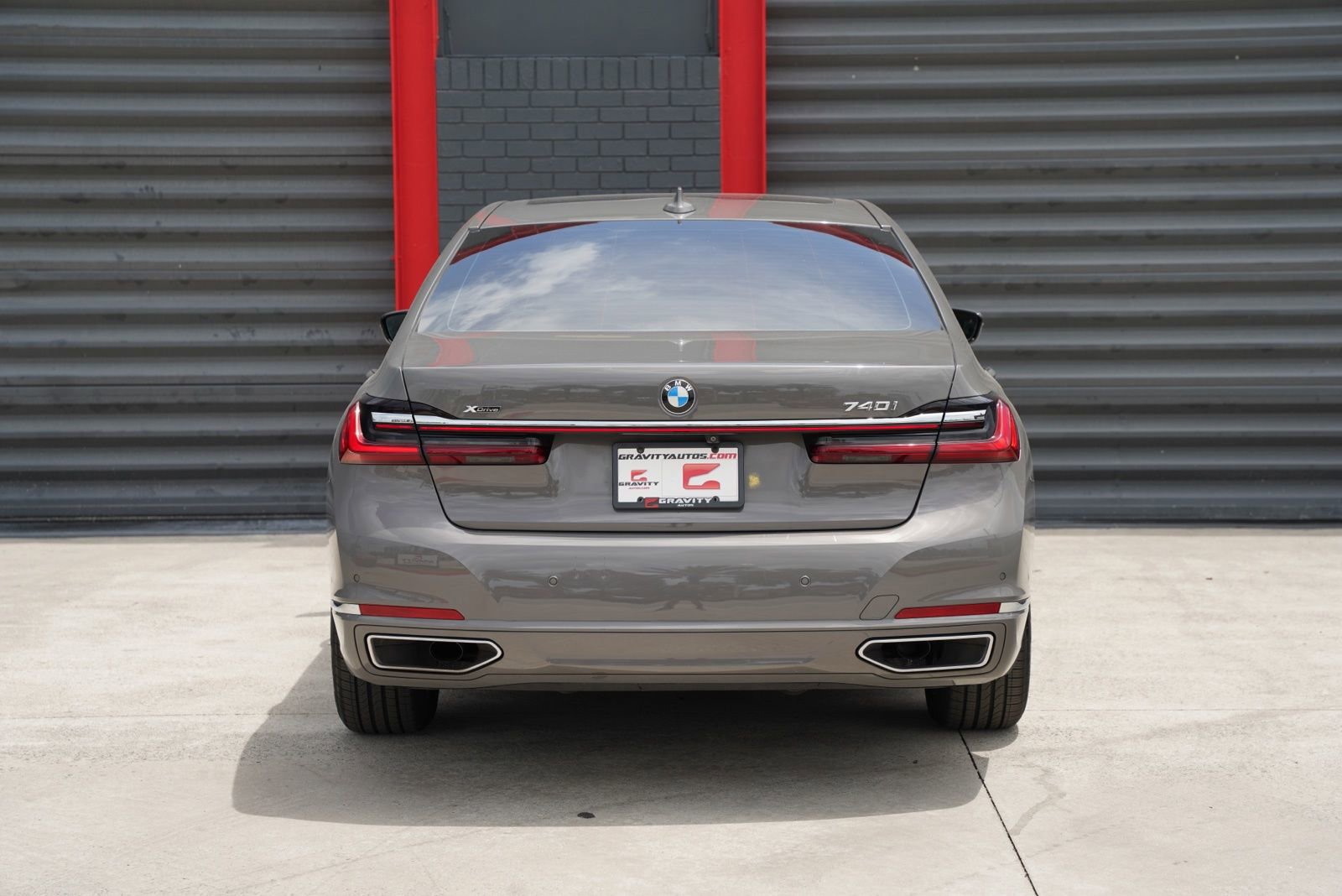 Used 2022 BMW 740i xDrive w/ Premium Package AWD/4WD image 12