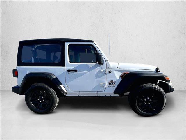 Used 2022 Jeep Wrangler Sport image 5