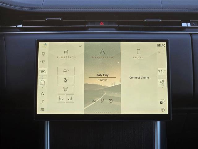 New 2026 Land Rover Range Rover Long Wheelbase SE image 12