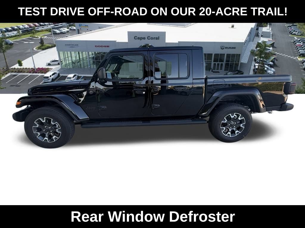 New 2026 Jeep Gladiator Sahara image 7