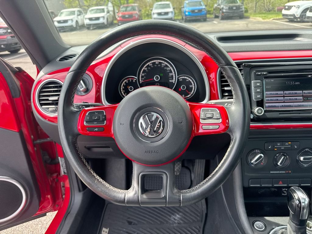 Used 2014 Volkswagen Beetle 2.5 image 11