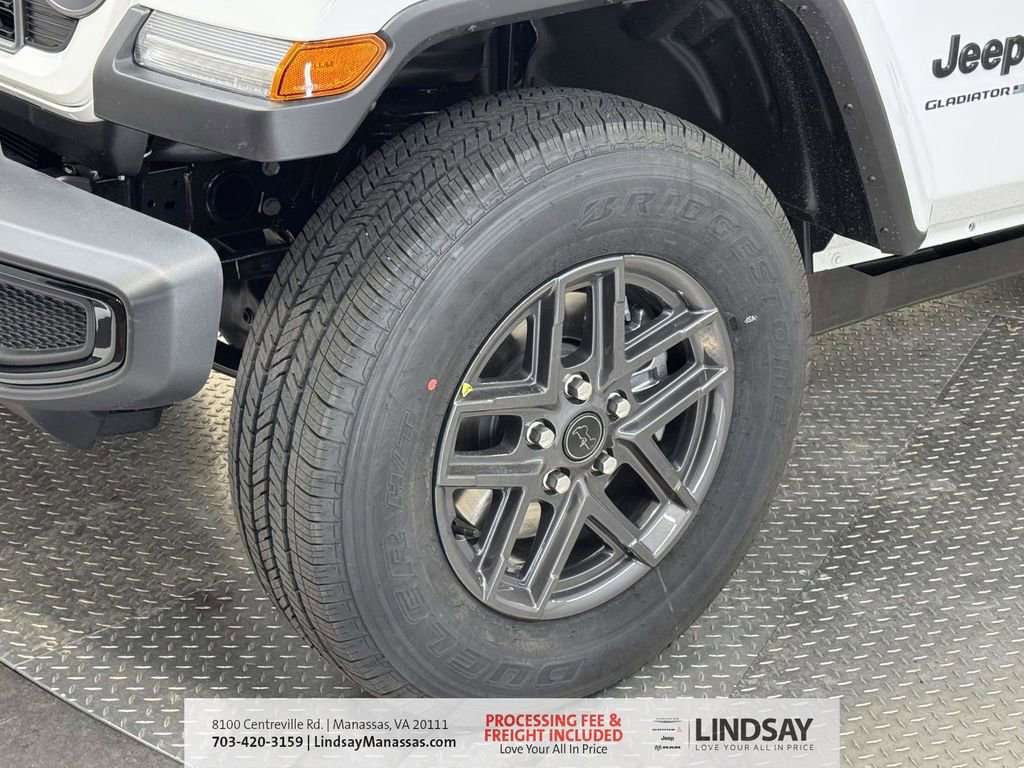 New 2026 Jeep Gladiator Sport AWD/4WD image 11