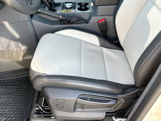 Used 2025 INEOS Grenadier image 17