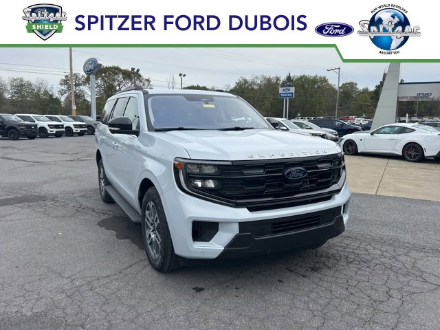 New 2025 Ford Expedition Active image 1