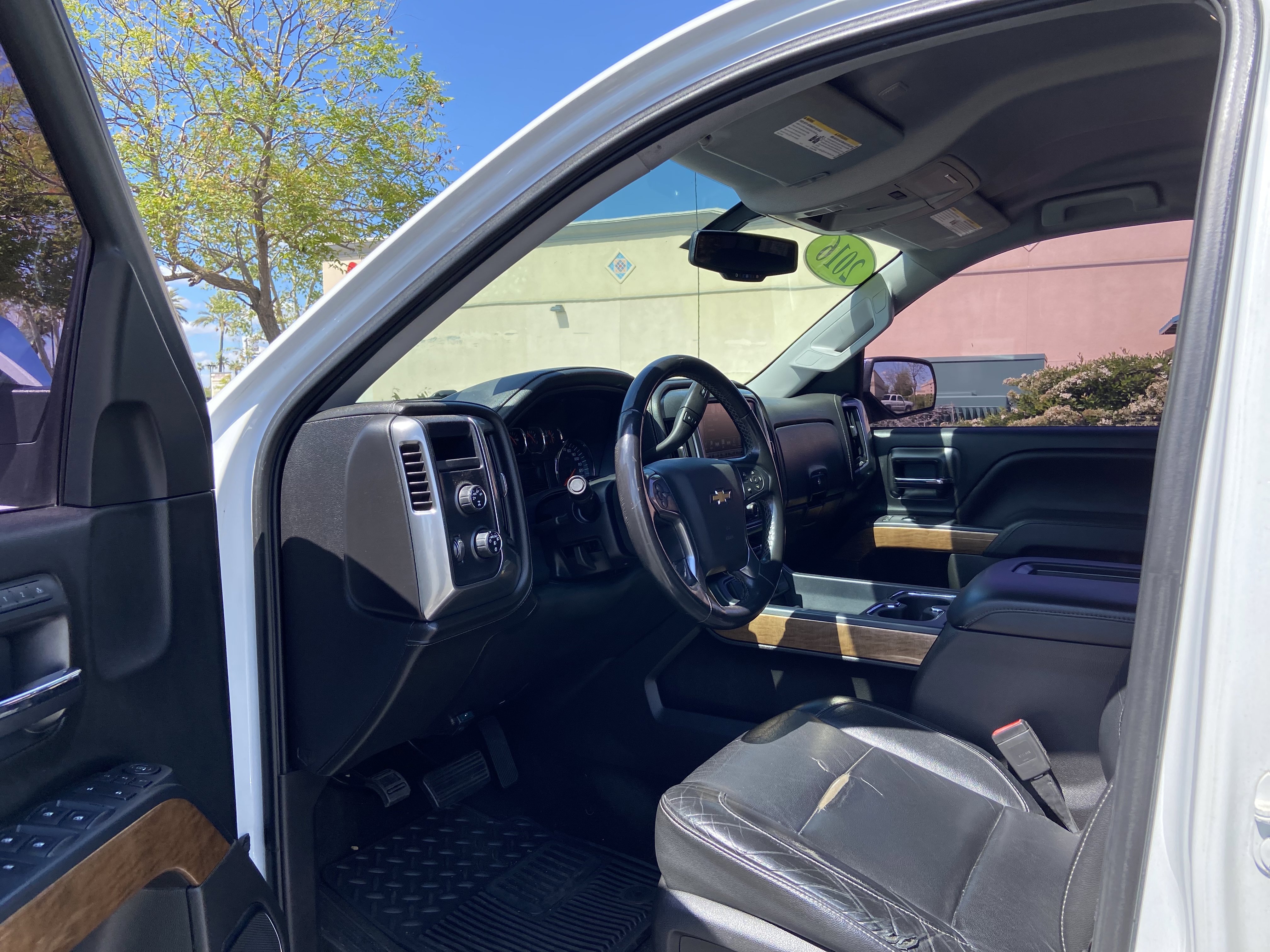 Used 2016 Chevrolet Silverado 1500 LTZ image 28