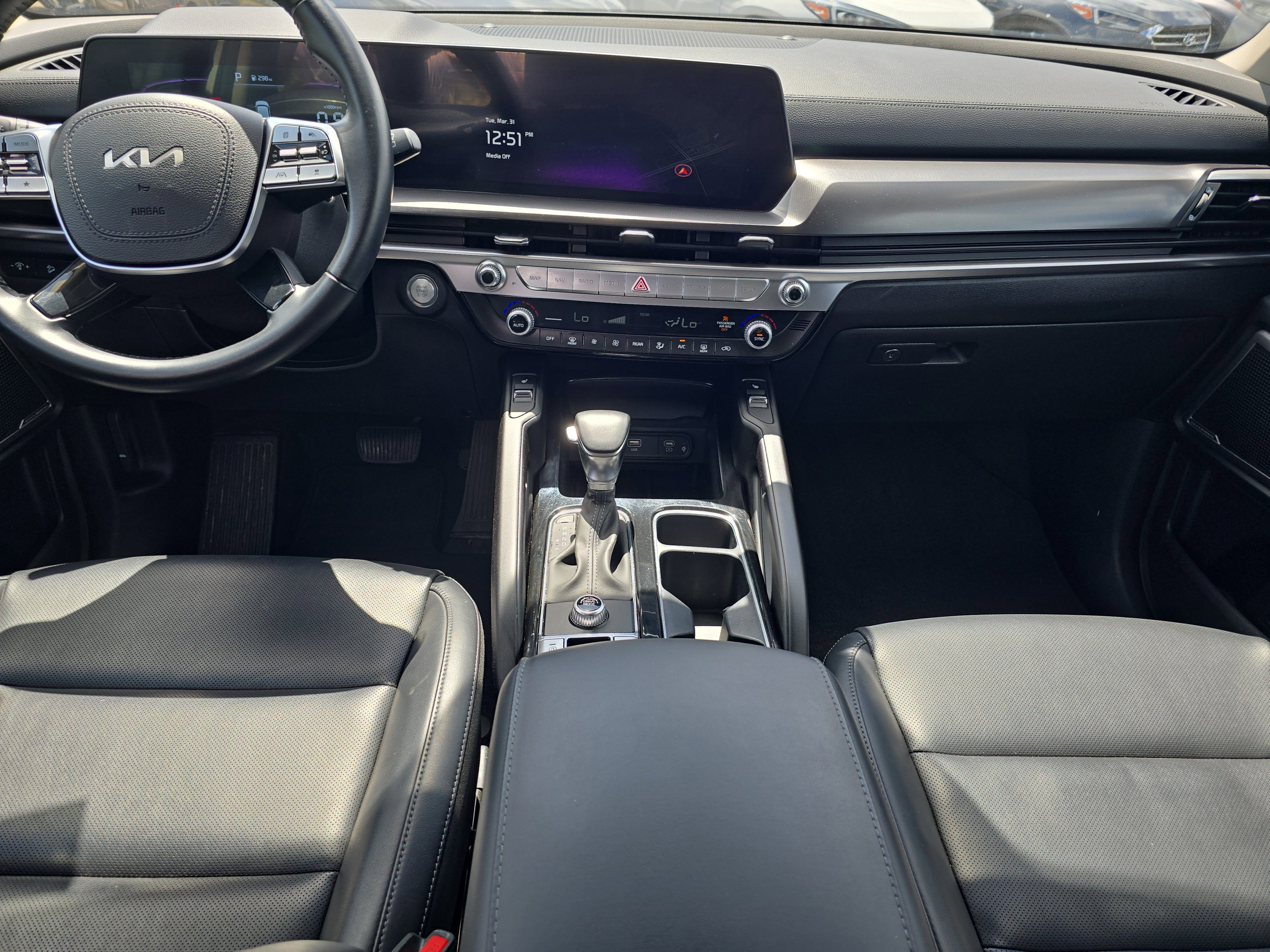 Certified 2025 Kia Telluride S FWD image 15