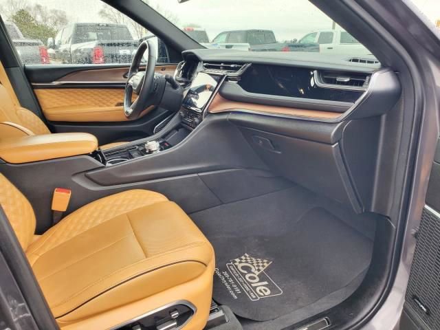 Used 2024 Jeep Grand Cherokee Summit w/ High Altitude Package image 16