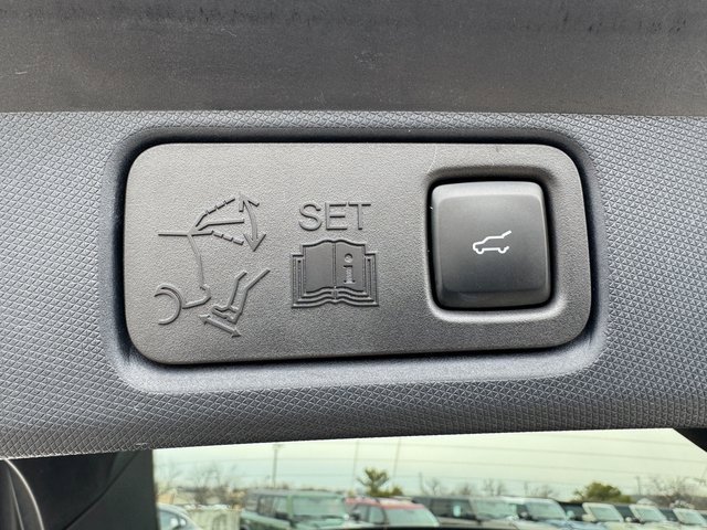 Used 2021 Ford Mustang Mach-E Premium image 20