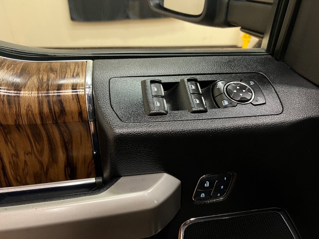 Used 2018 Ford F150 Lariat w/ Equipment Group 501A Mid AWD/4WD image 38