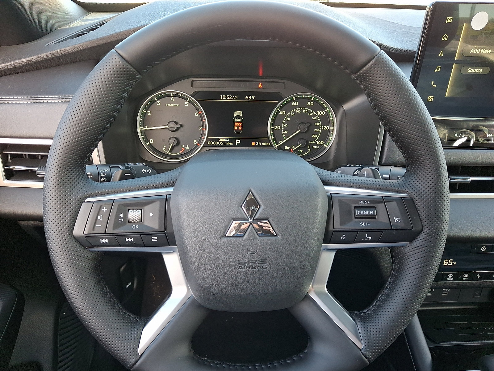 New 2026 Mitsubishi Outlander LE AWD/4WD image 16