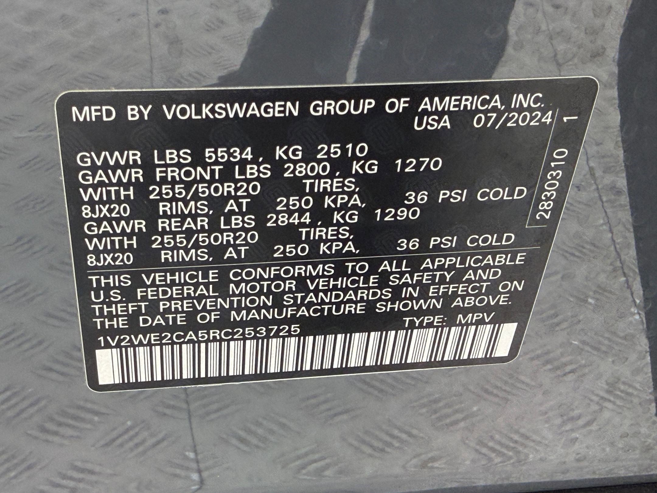 Used 2024 Volkswagen Atlas Cross Sport SE image 22