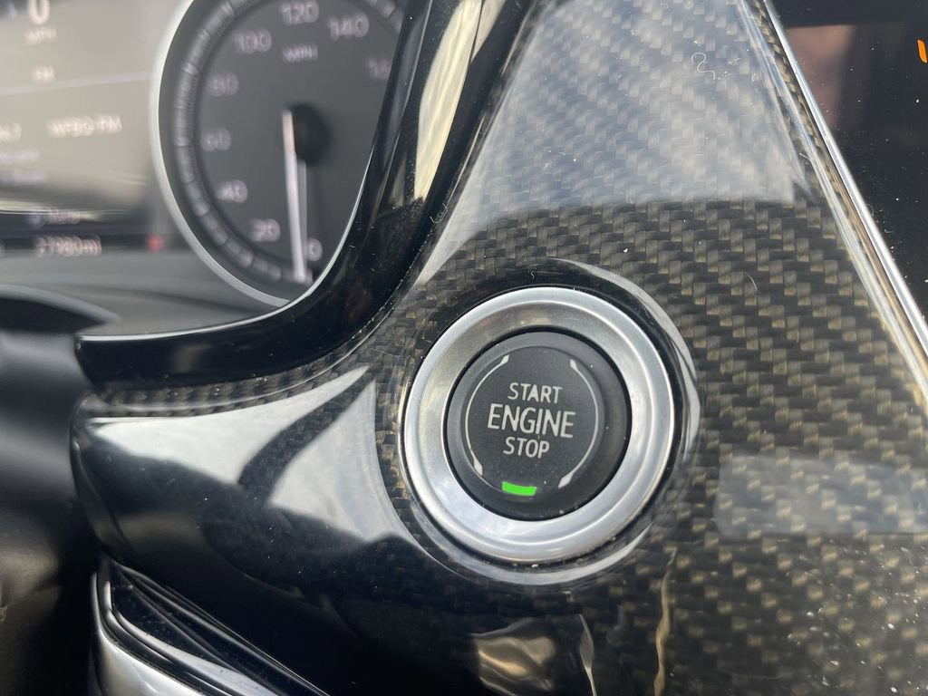 Used 2023 Cadillac XT6 Sport w/ Technology Package image 16