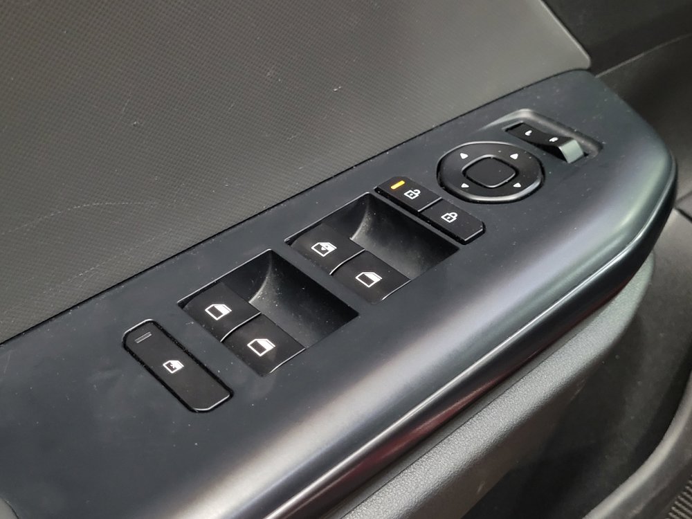 Used 2025 Kia K4 FWD image 27