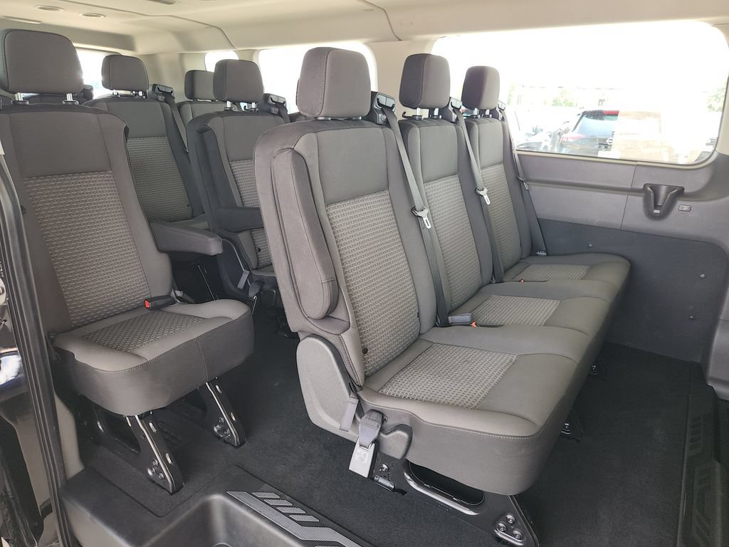 Used 2025 Ford Transit 350 XLT RWD image 17