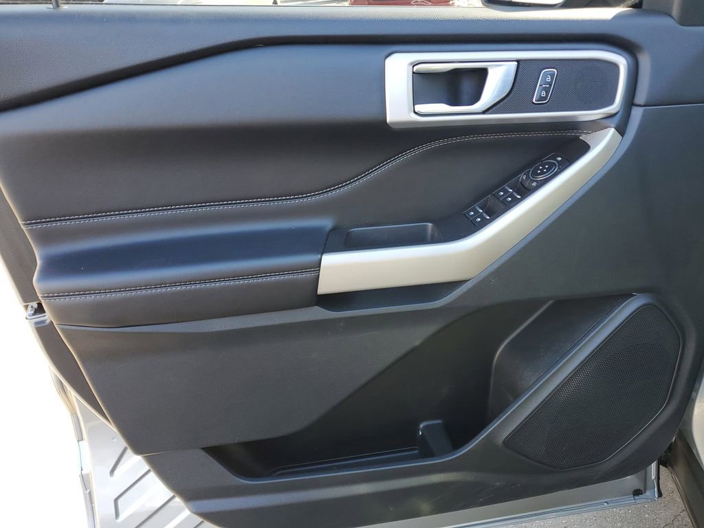 Certified 2023 Ford Explorer XLT w/ Equipment Group 202A image 24