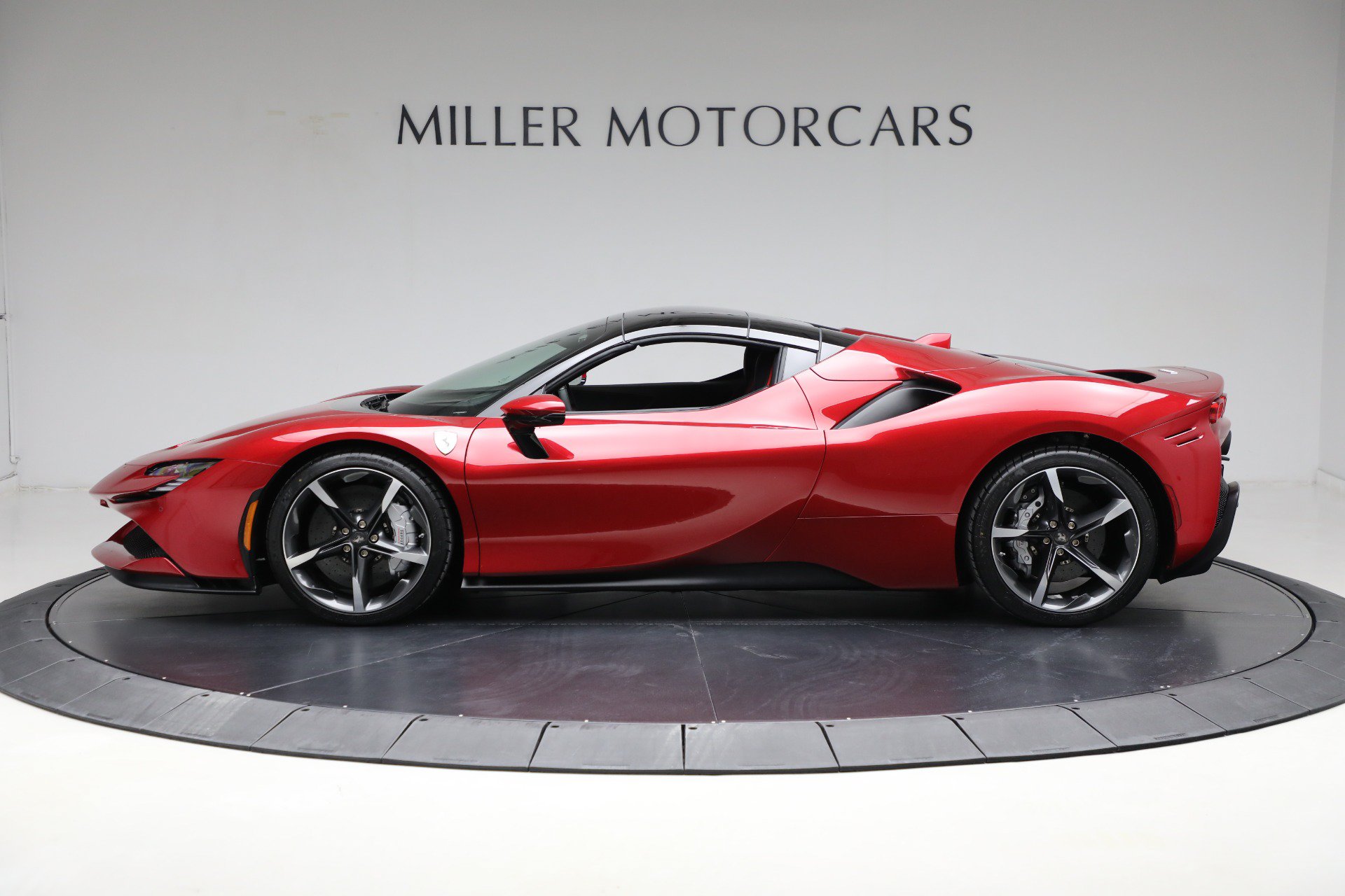 Certified 2024 Ferrari SF90 Spider AWD/4WD image 15