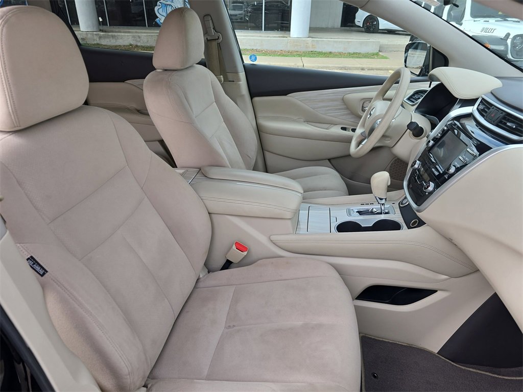 Used 2016 Nissan Murano S image 10