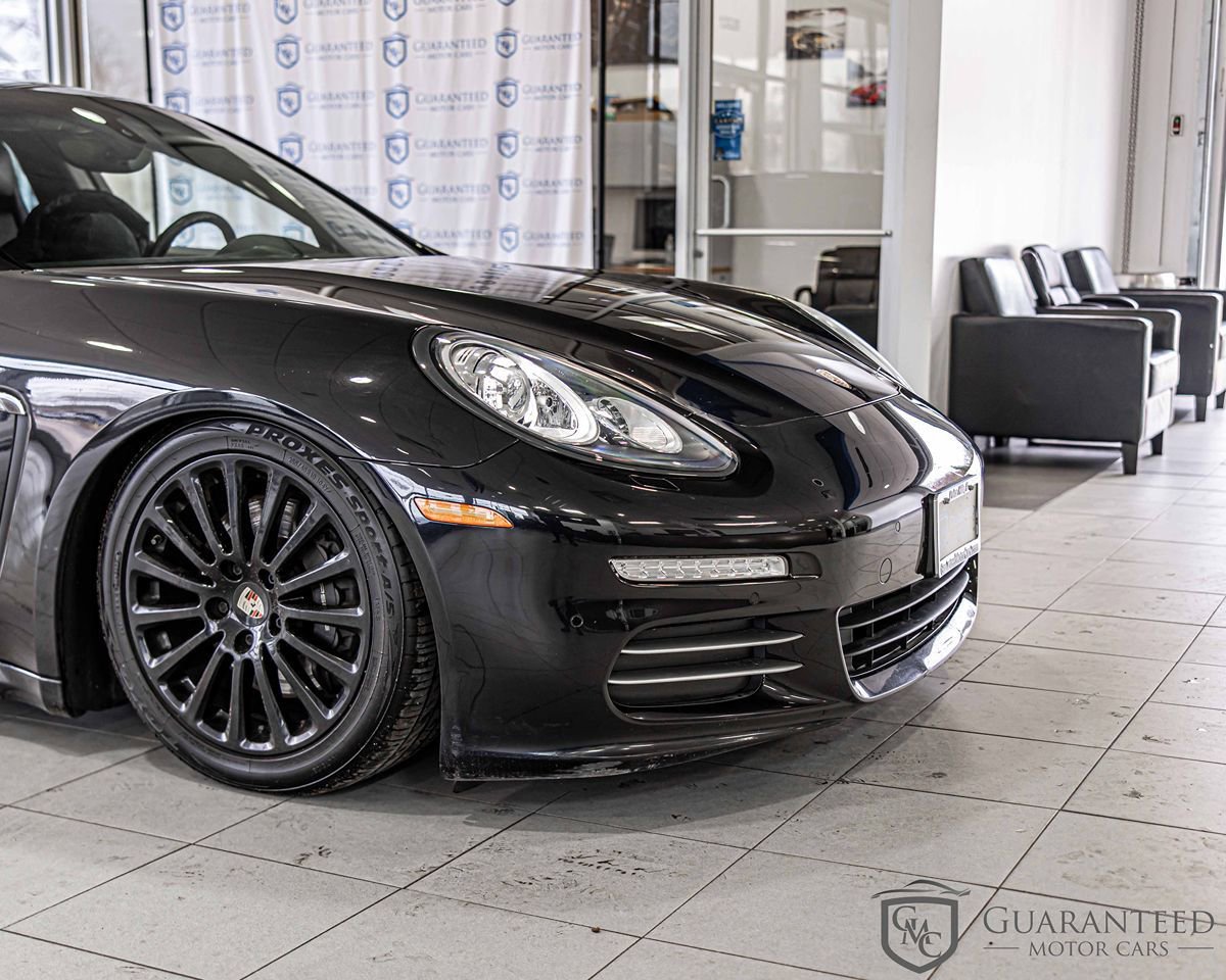 Used 2015 Porsche Panamera 4 image 4
