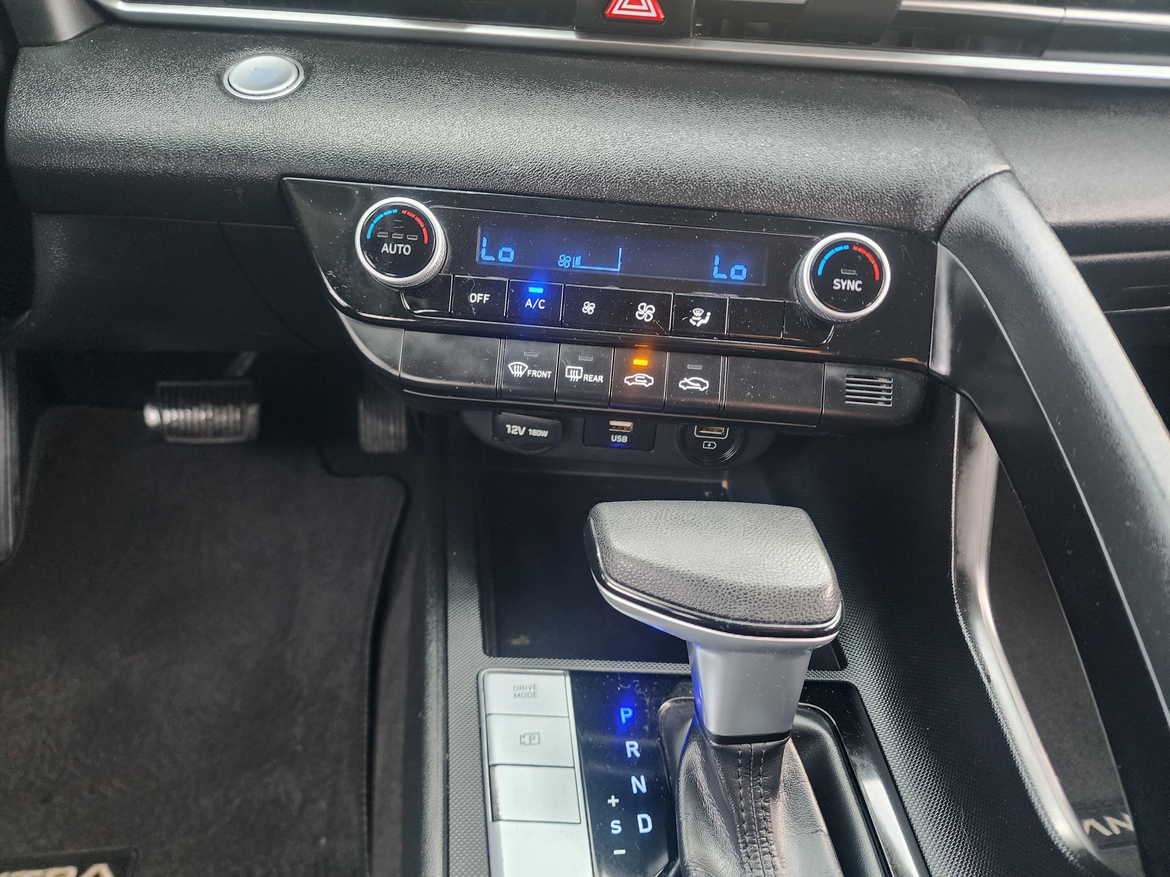 Used 2021 Hyundai Elantra SEL FWD image 27