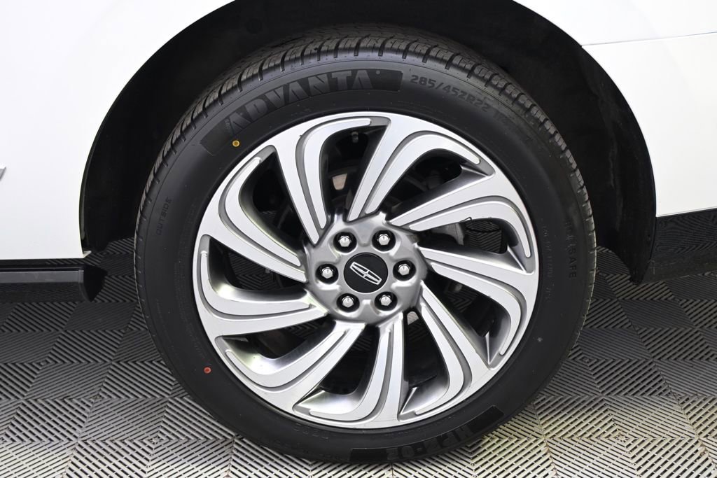 Used 2023 Lincoln Navigator Reserve image 20