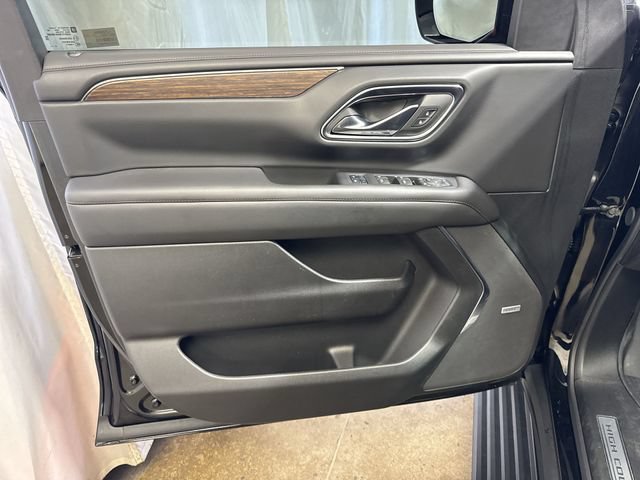 Certified 2024 Chevrolet Tahoe High Country AWD/4WD image 26