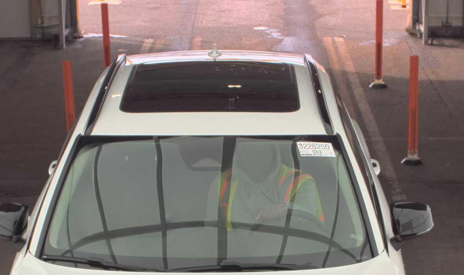 Used 2023 Volvo XC40 B4 Ultimate image 27