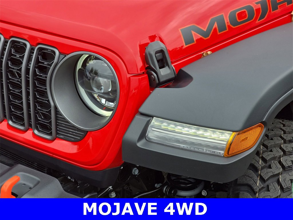 New 2025 Jeep Gladiator Mojave w/ Convenience Group image 31