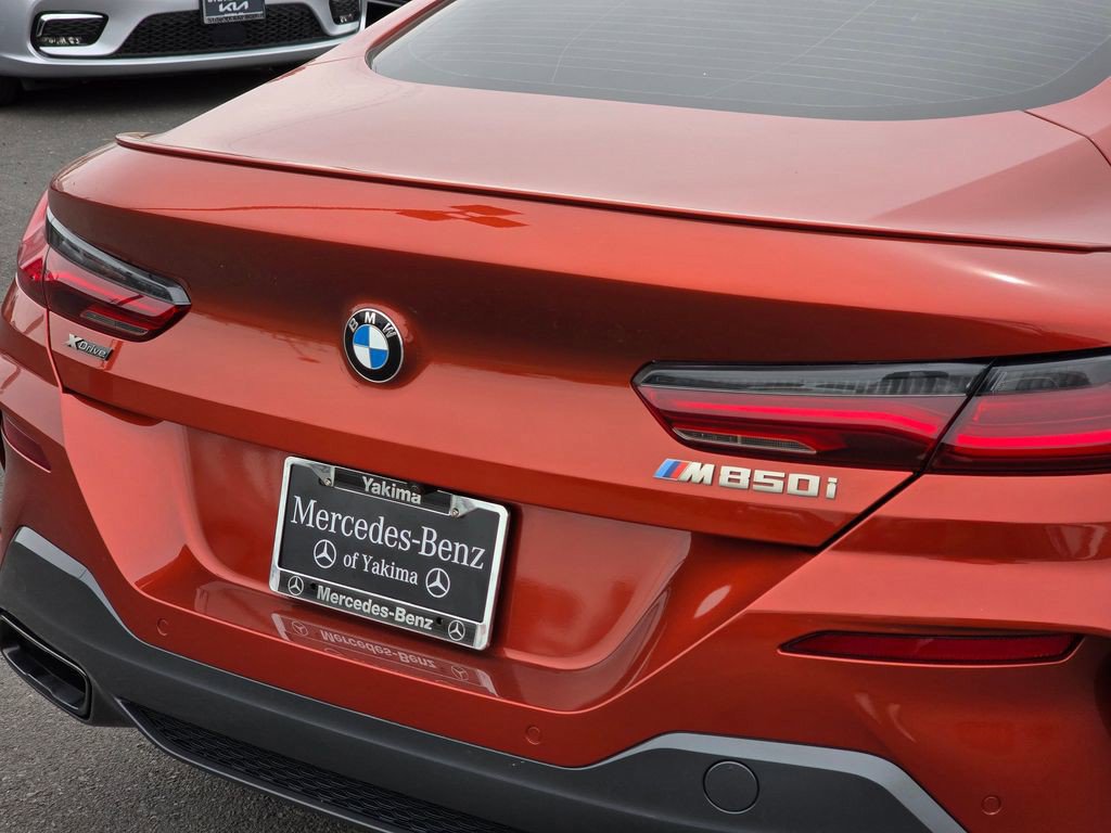 Used 2022 BMW M850i xDrive Coupe w/ Driving Assistance Package AWD/4WD image 13