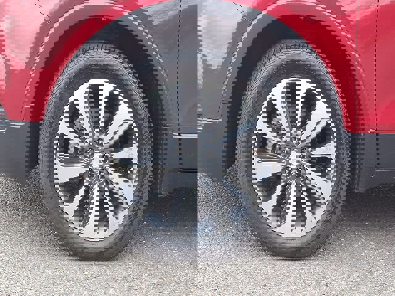 Used 2019 Buick Encore Essence image 29