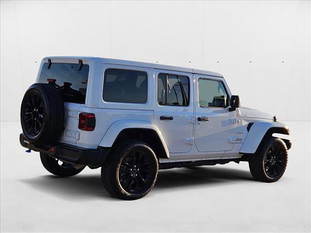 Used 2024 Jeep Wrangler Sahara image 5