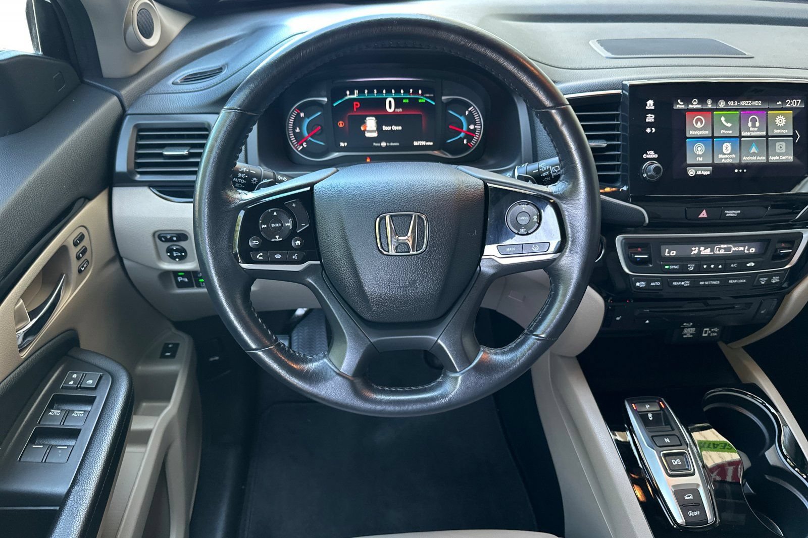 Used 2019 Honda Pilot Touring image 14