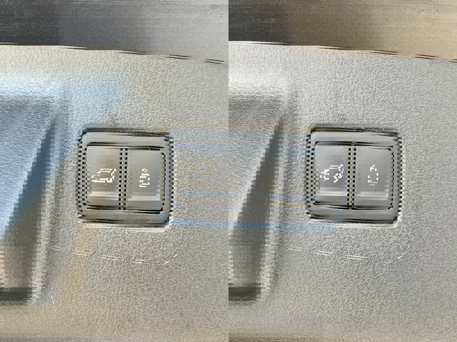 Certified 2025 Hyundai Santa Fe XRT image 17