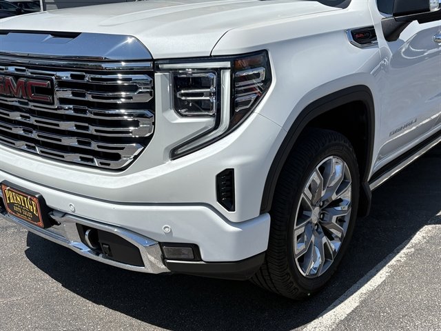 Used 2023 GMC Sierra 1500 Denali w/ Denali Reserve Package image 3