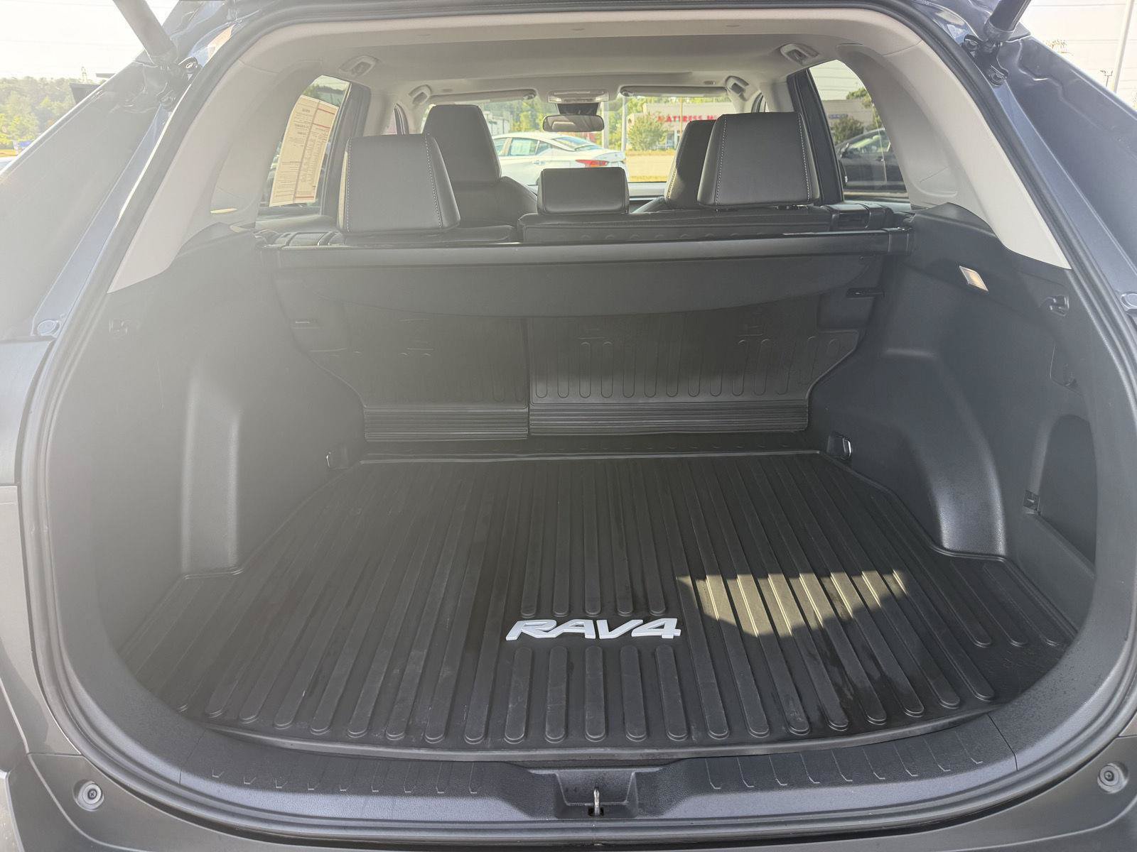 Used 2023 Toyota RAV4 XLE Premium FWD image 20