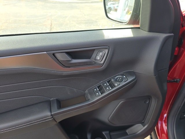 New 2025 Ford Escape Active w/ Cold Weather Package image 12