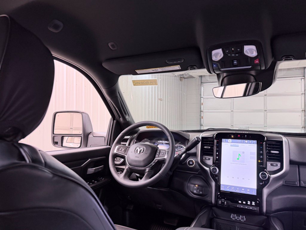 Used 2025 RAM 2500 Big Horn AWD/4WD image 30