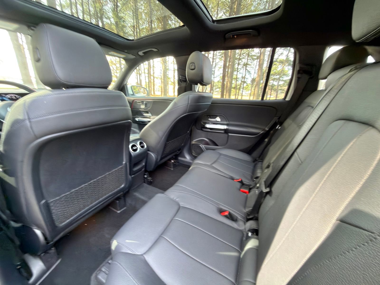 Used 2020 Mercedes-Benz GLB 250 4MATIC image 15