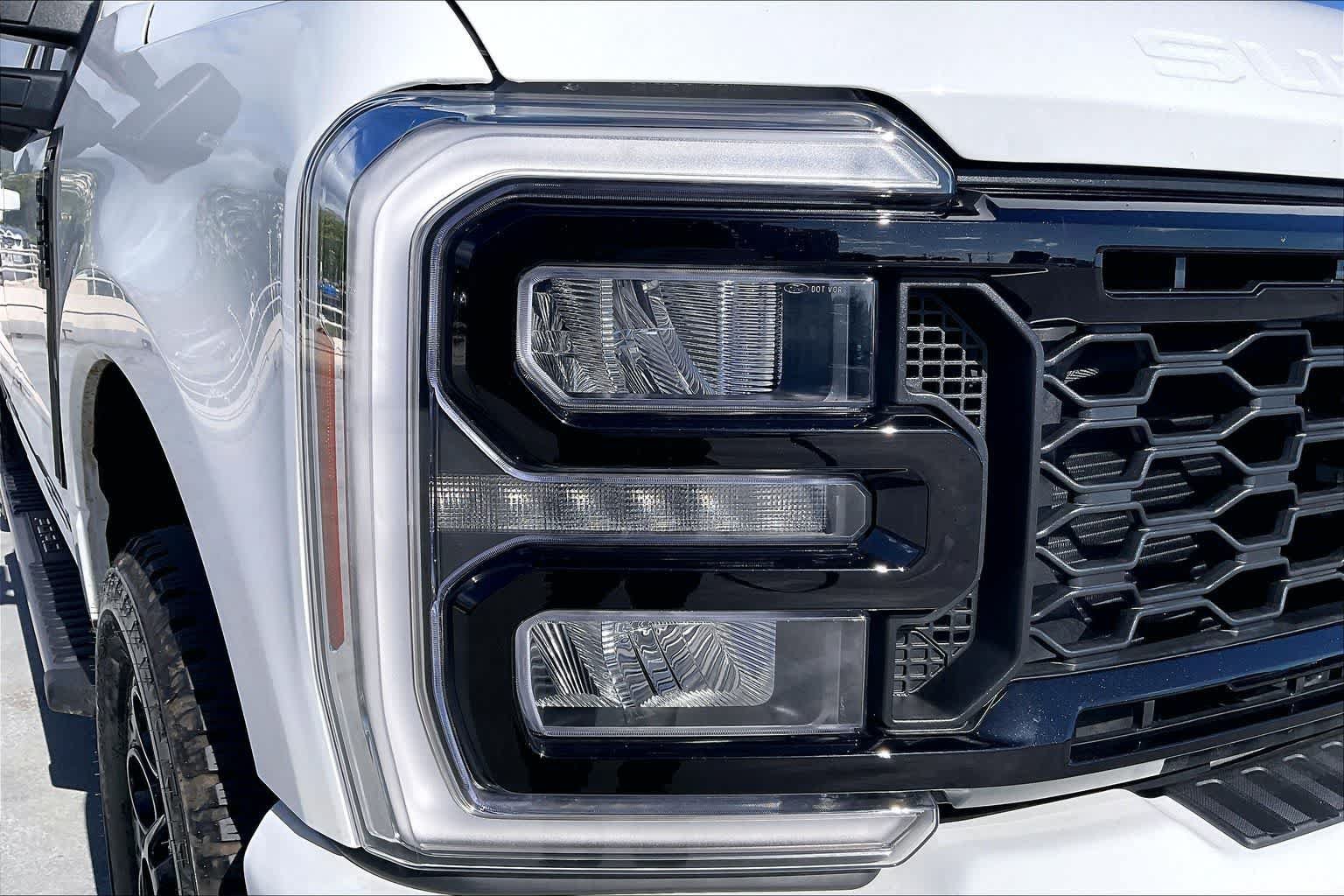 Used 2026 Ford F250 XLT w/ XLT Premium Package AWD/4WD image 31
