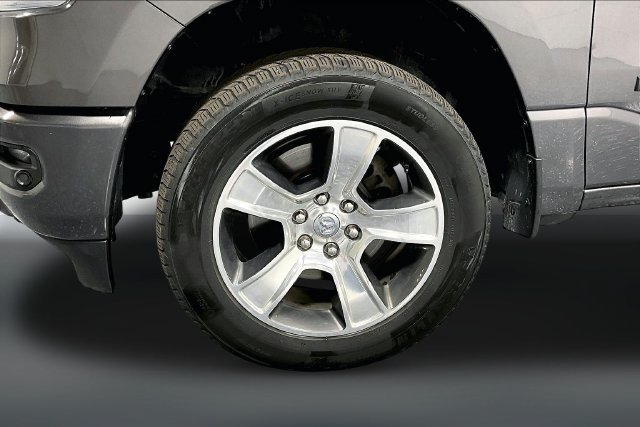 Used 2020 RAM 1500 Sport w/ Level 2 Equipment Goup w/2_L AWD/4WD image 32