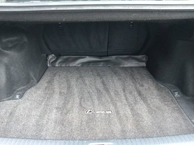 Used 2018 Lexus IS 300 w/ Accessory Package 2 RWD image 29