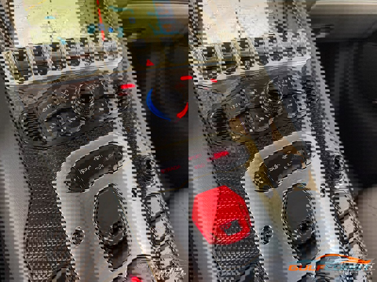 Used 2018 Lamborghini Aventador S image 22