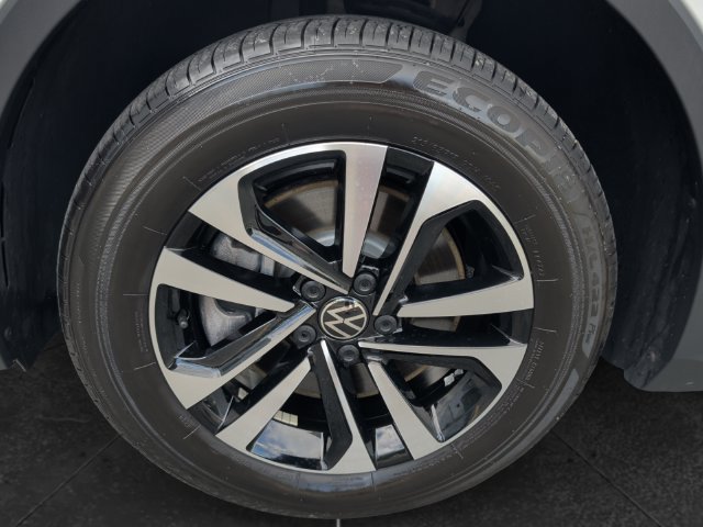 Used 2024 Volkswagen Tiguan S AWD/4WD image 9