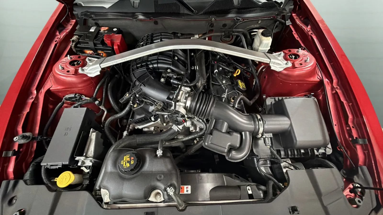Used 2013 Ford Mustang Coupe w/ V6 Performance Pkg RWD image 21